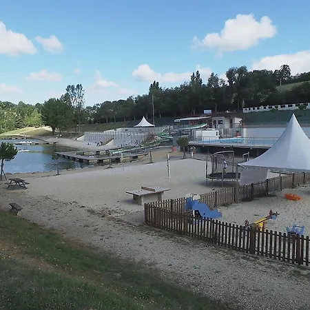 Les Hameaux Des Lacs 2 *