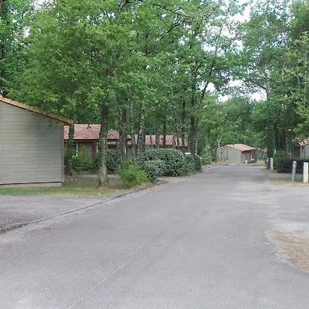 Les Hameaux Des Lacs 2 *