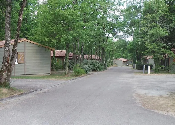 Les Hameaux Des Lacs 2 *